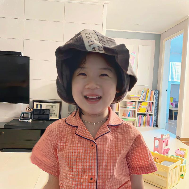 康🧸康