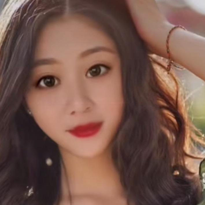 ︶￣╯菇凉，小小幼稚范儿