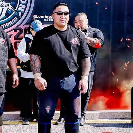 中国🇨🇳腕力（非洲十年）徐海洋