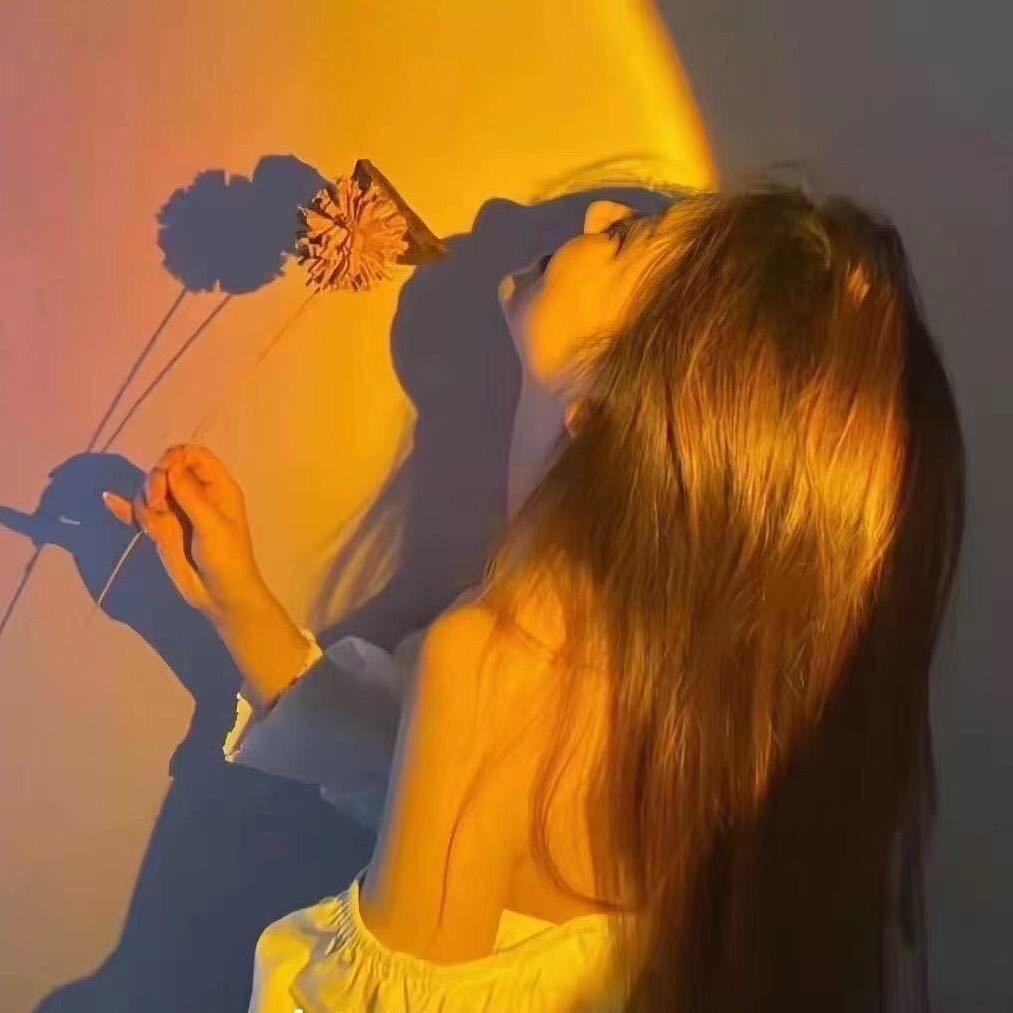 不做谁的小可爱丶