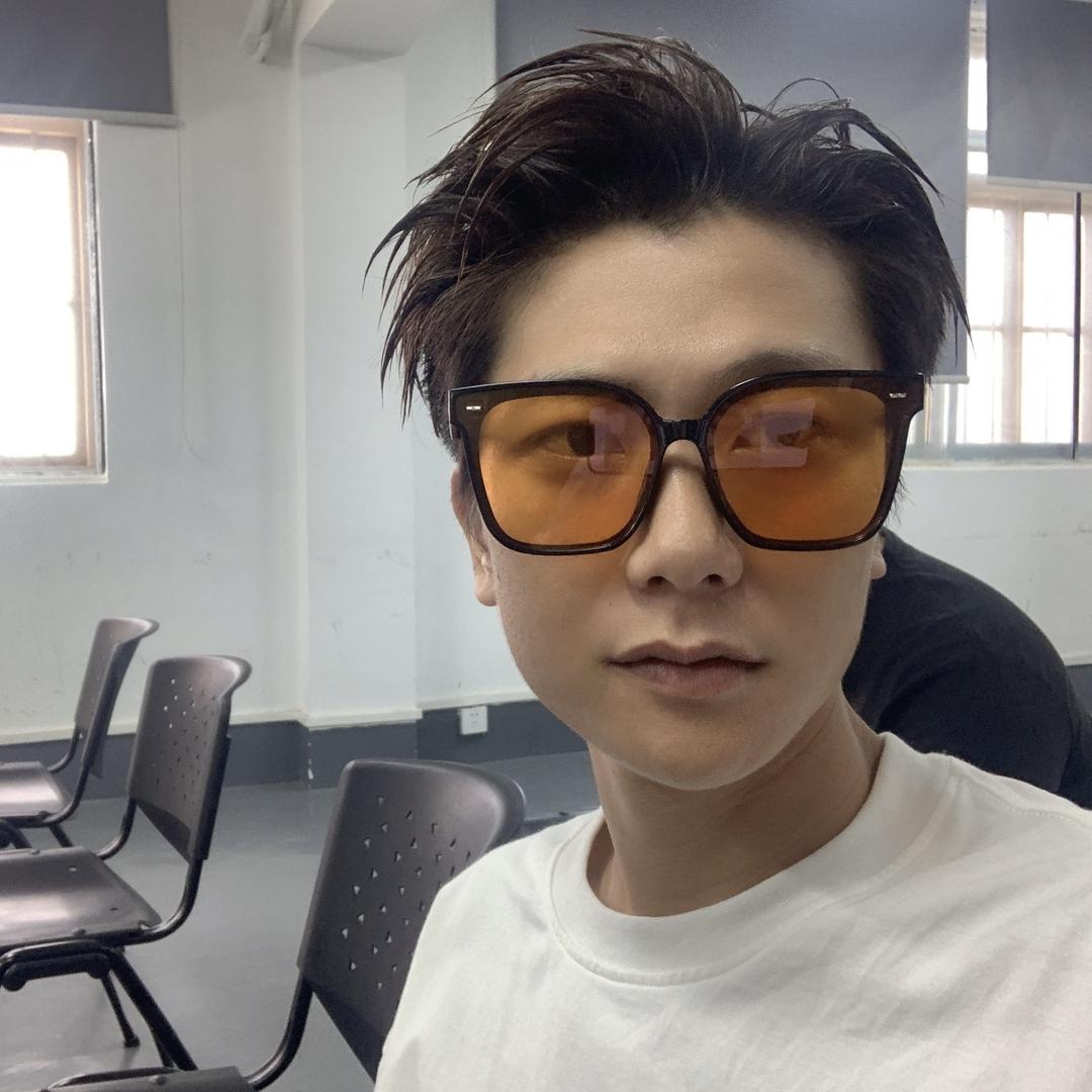 安昕媛发型工作室