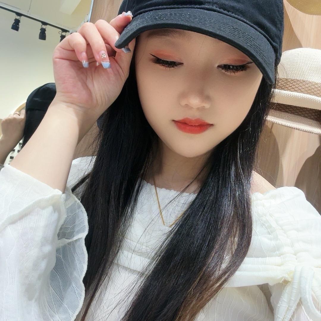 小🍑子