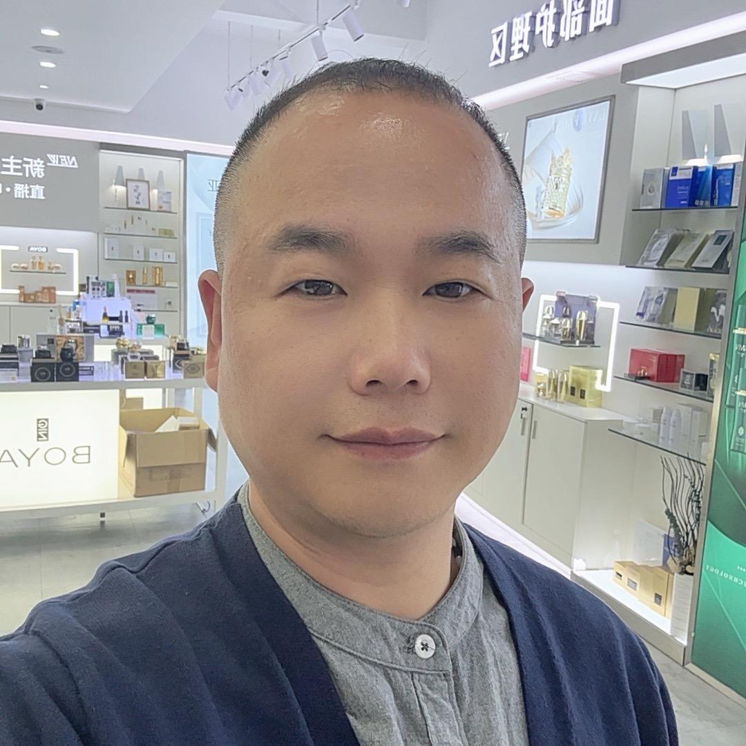 憨憨（厂长）