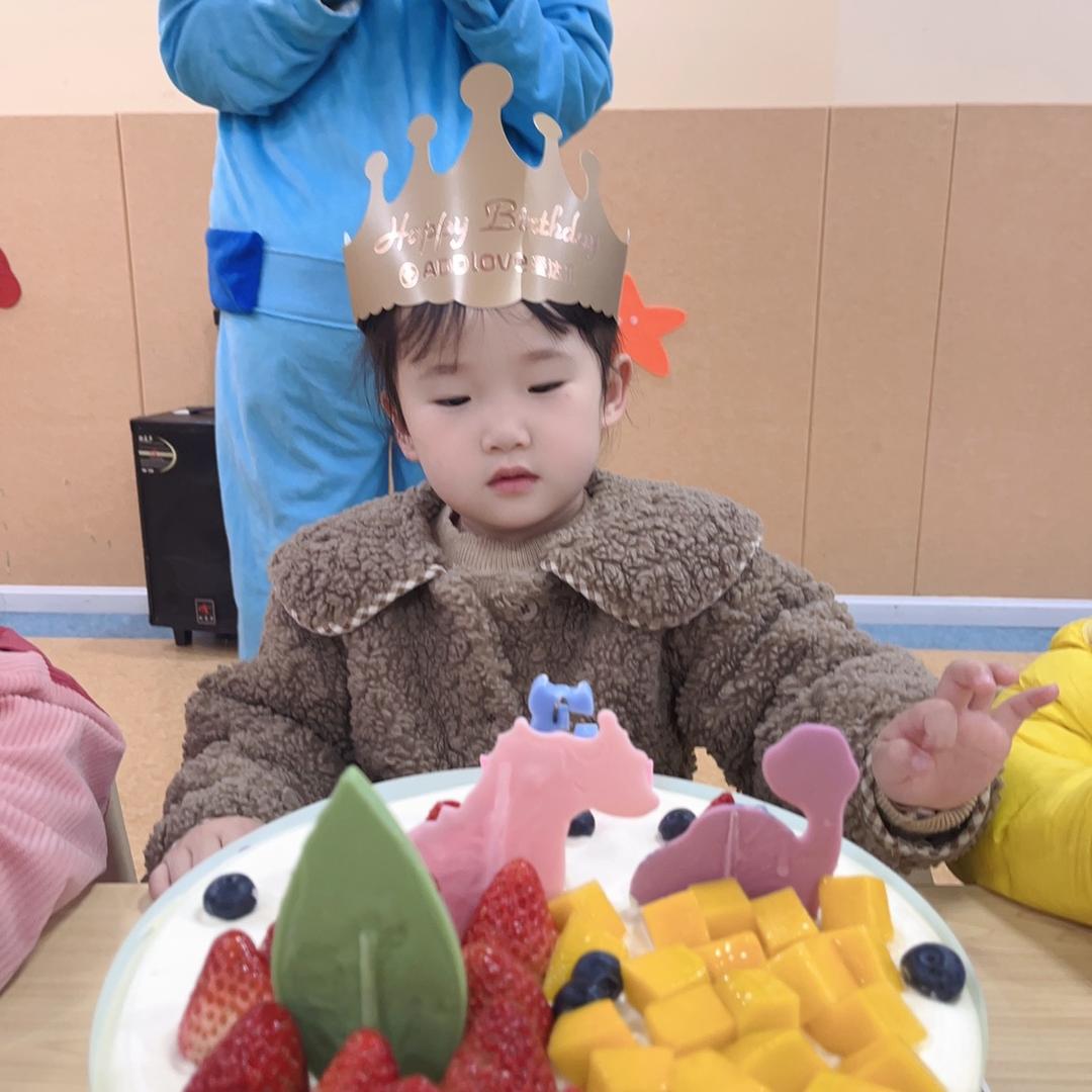 薛佳凝