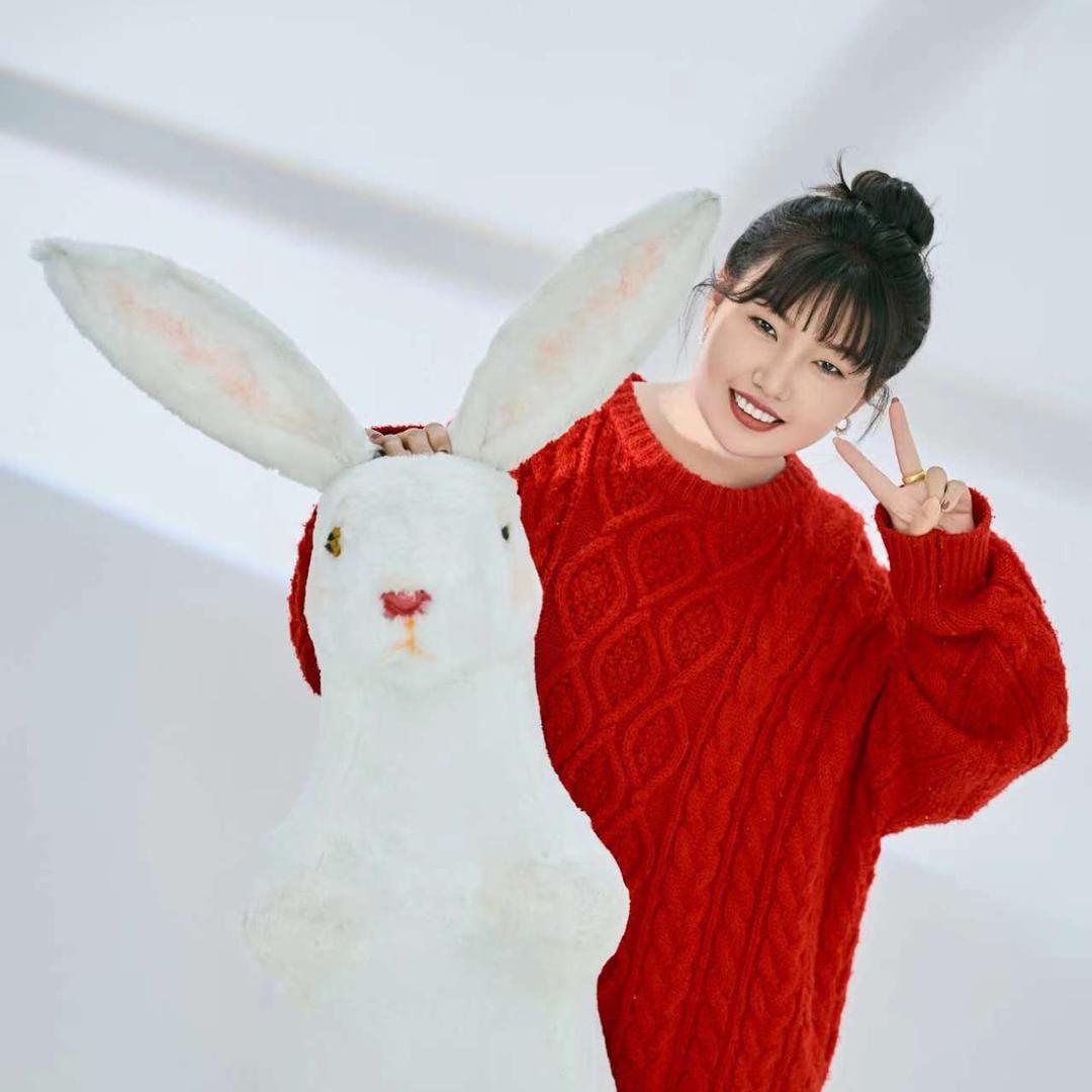 木子李(*¯︶¯*)