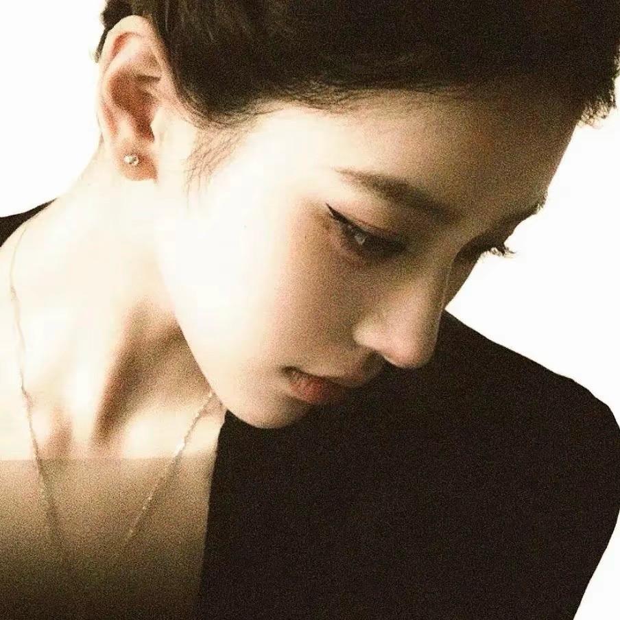 云