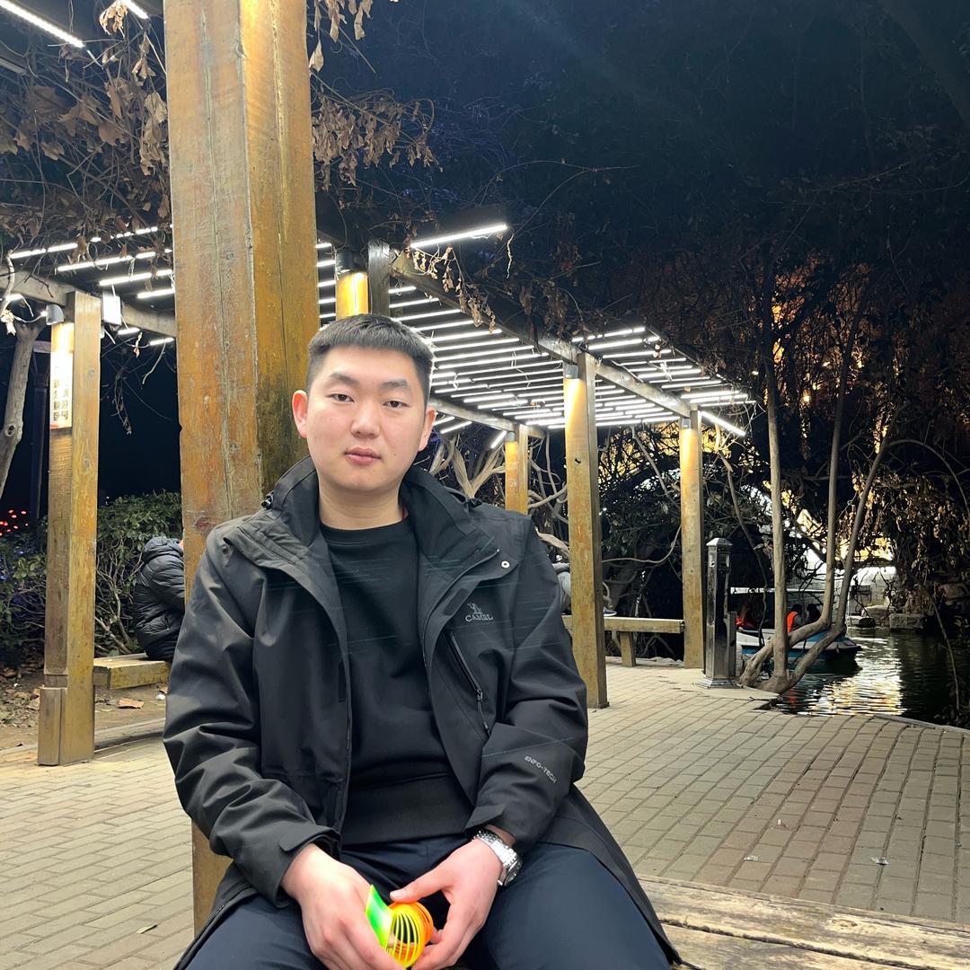 讲飞机的彭于晏