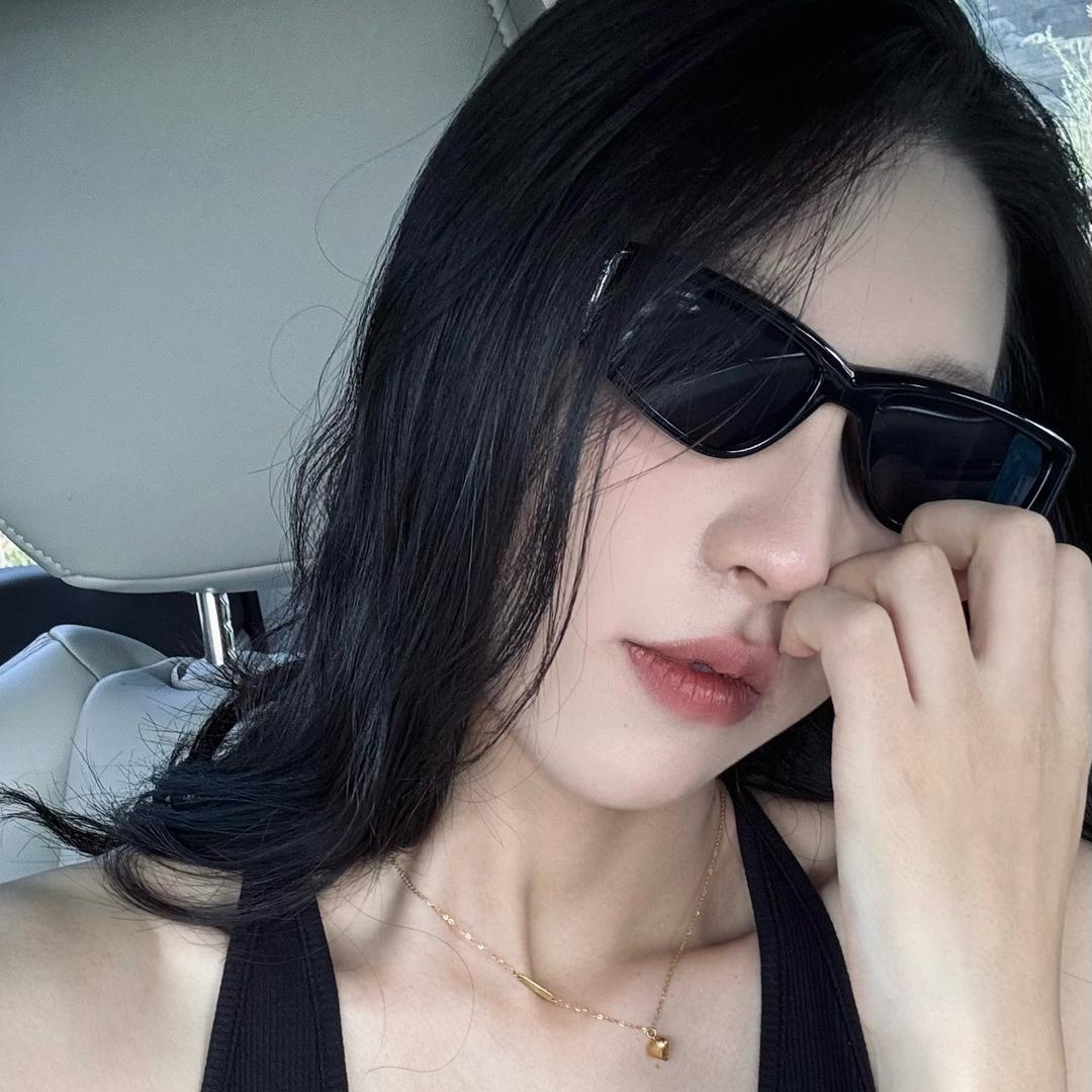 周至美迪婚纱礼服馆