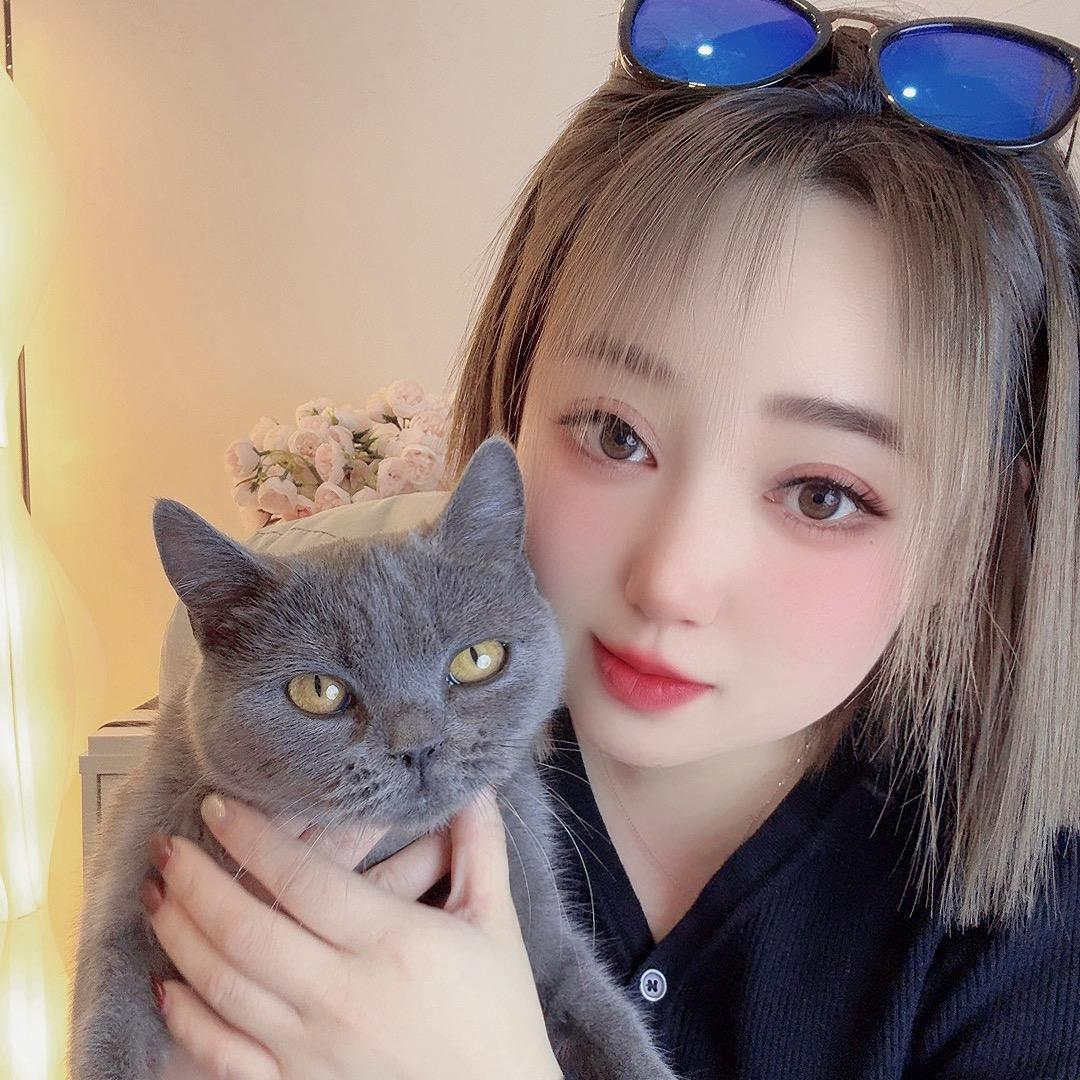 百里大萱吖