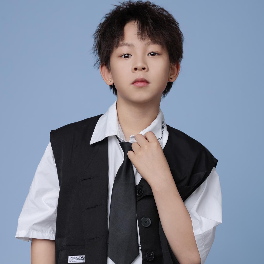 R-kidz locking团（钱）一歌