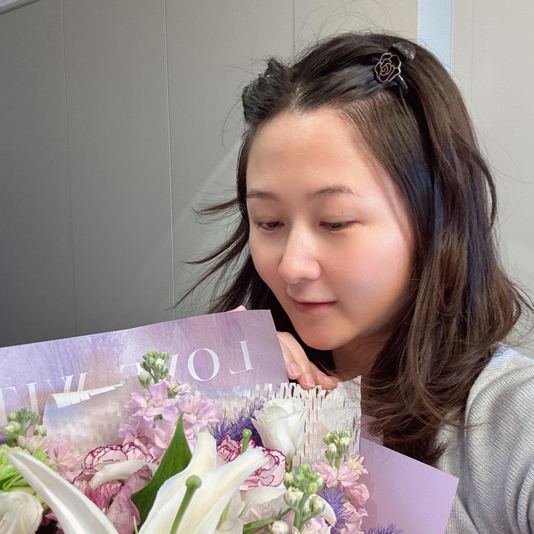 芸芸