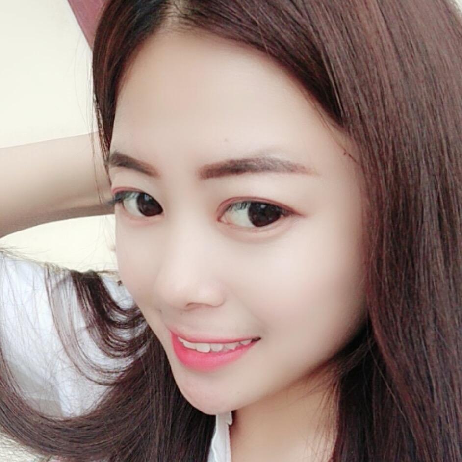 很努力的七妹