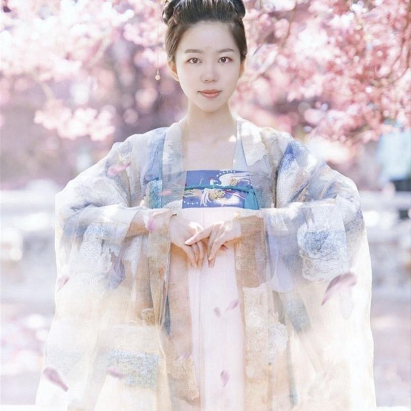 淇淇小魔女