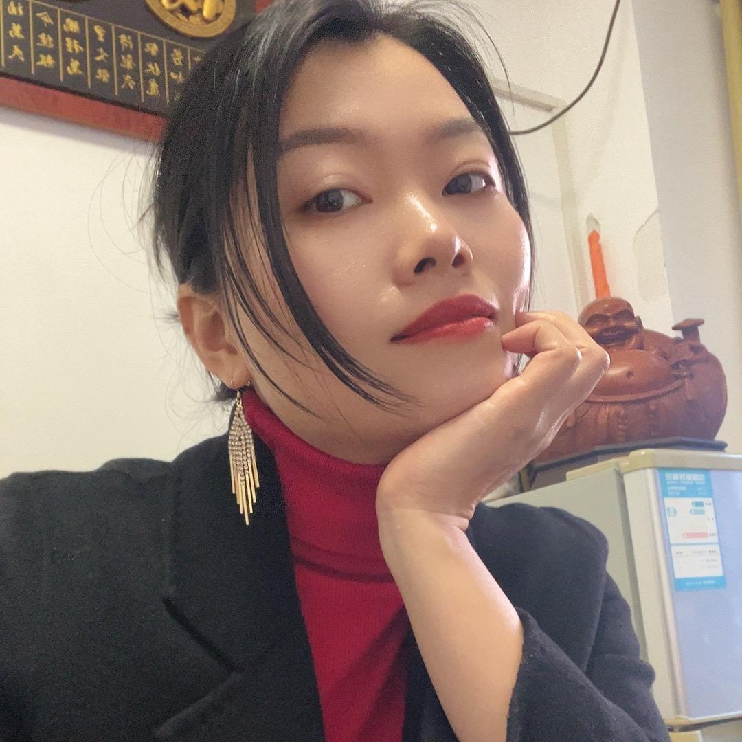 俏小姐