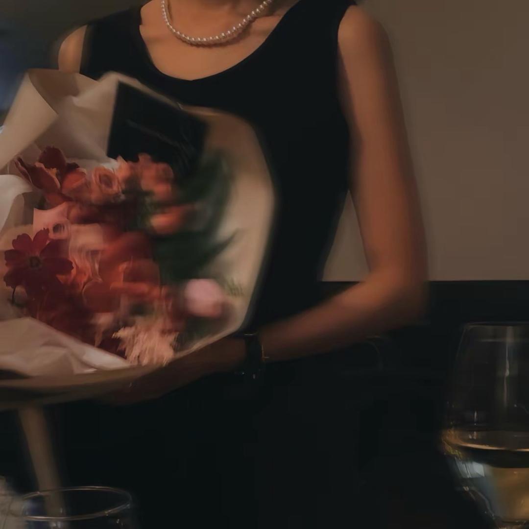 “钟情.”
