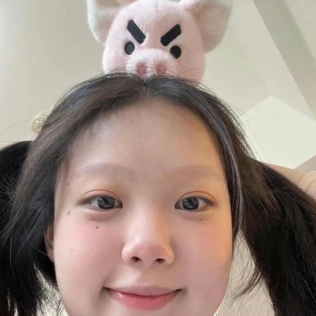 我是芝士奶油火鸡面上的海苔碎