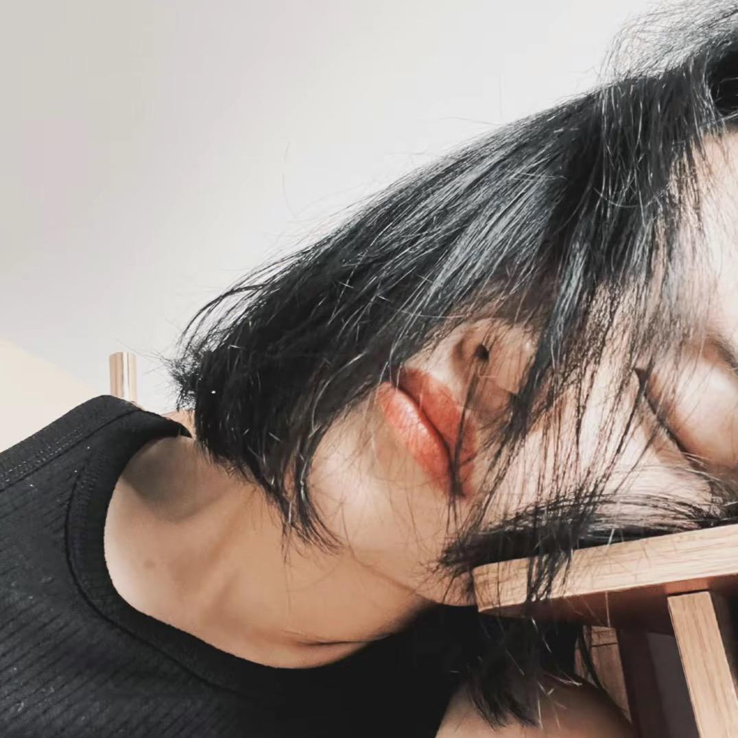 莫名其妙享清福的晶晶