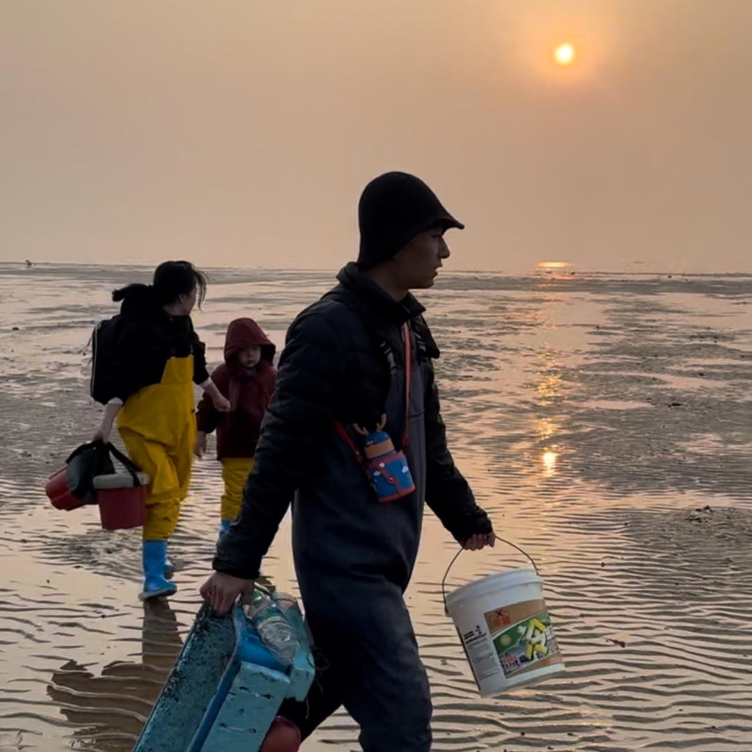 鲅鱼圈龙哥(带赶海.民宿)