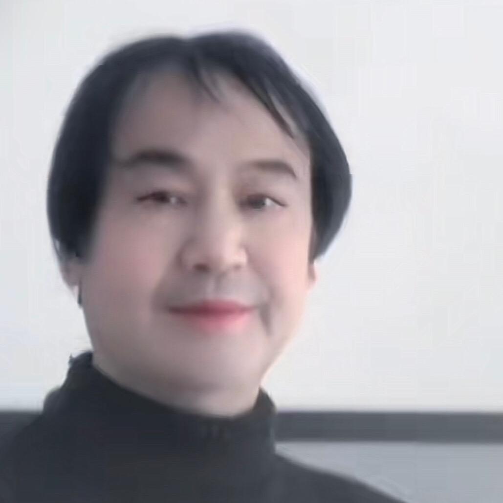 何庭龙开心快乐