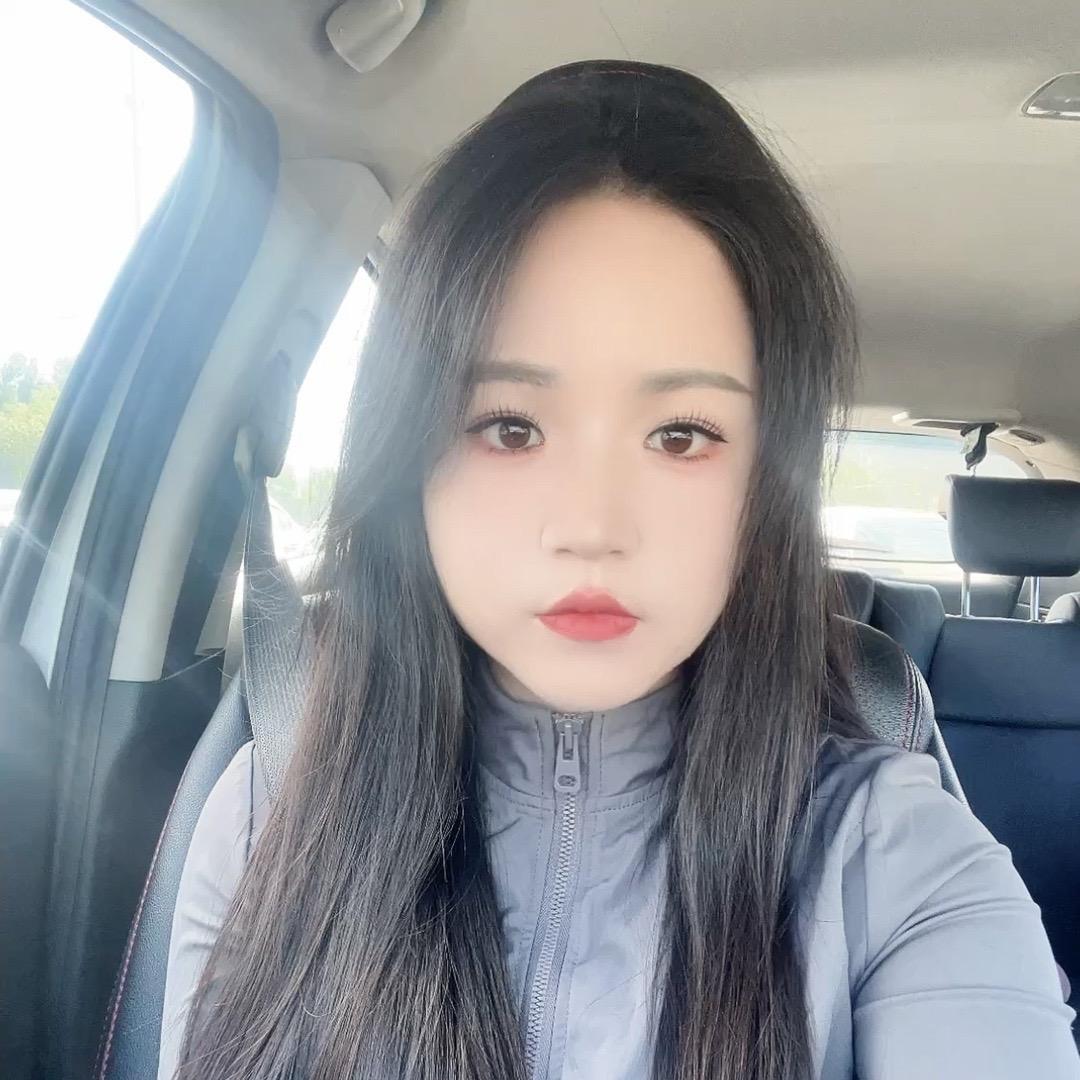 你的柠檬姐姐呀