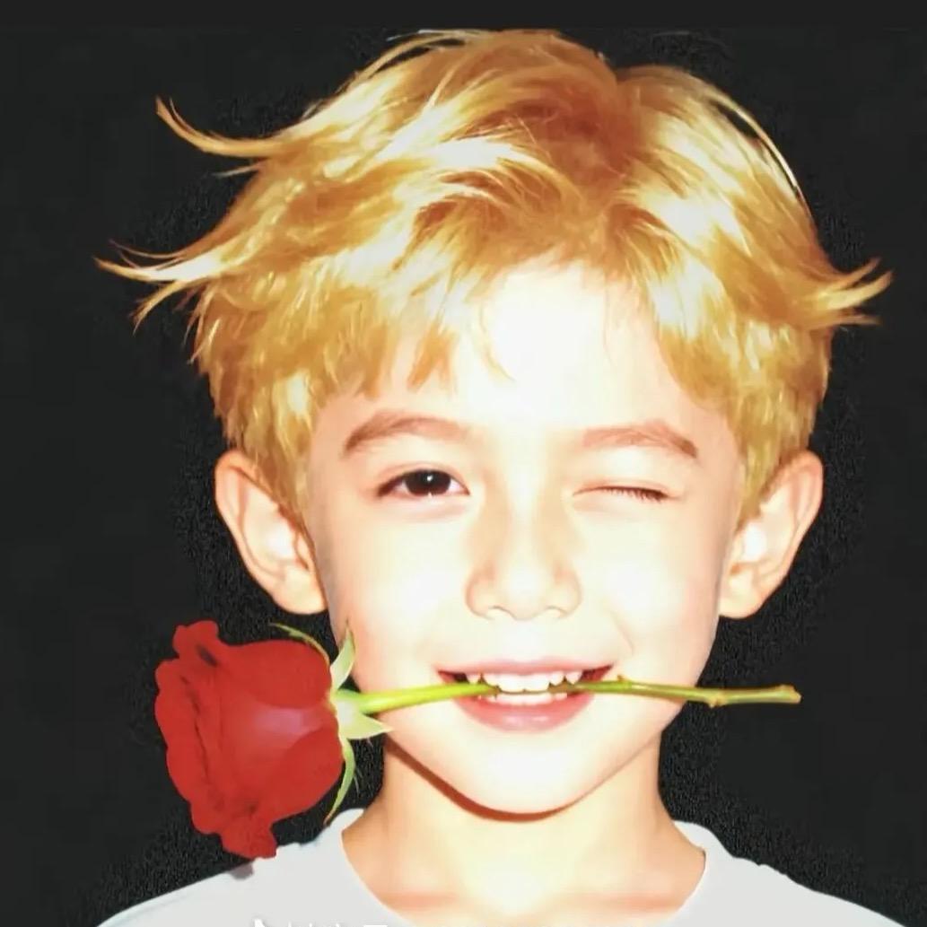 𝓓.བཀྲིས་🏍️