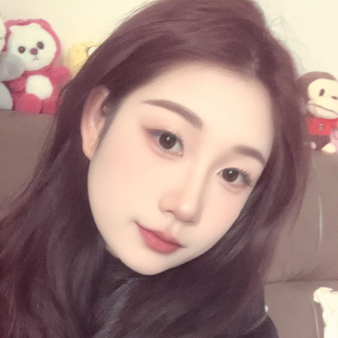 @李李L