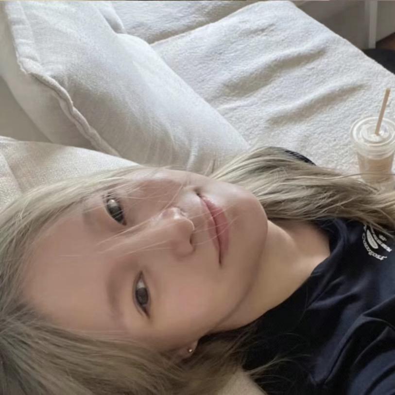 徐州女发型师梦莹