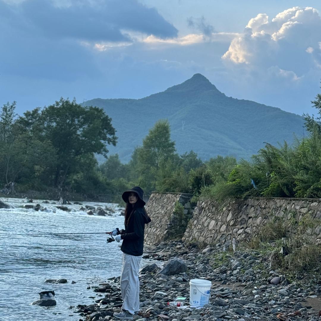 山沟小兮呀