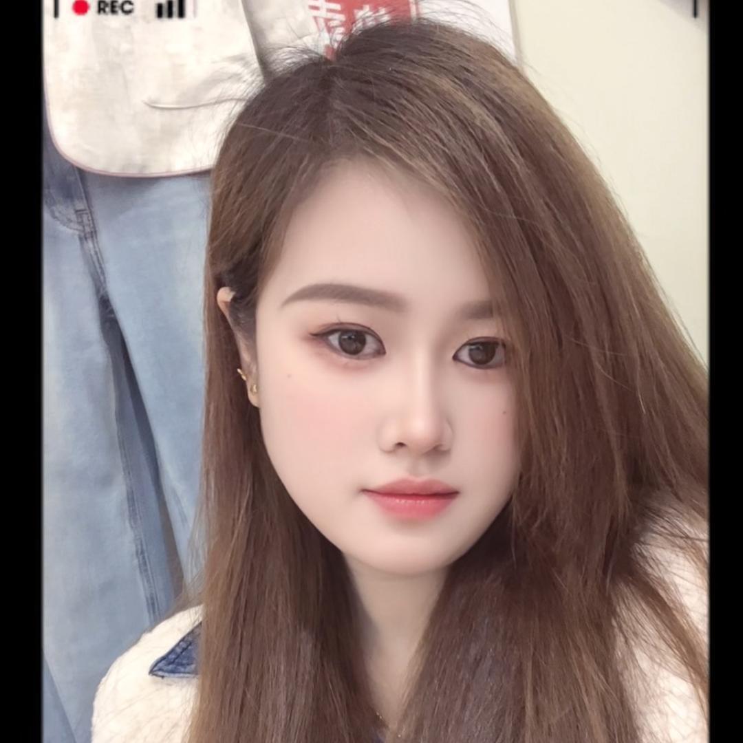 小何小何🌈
