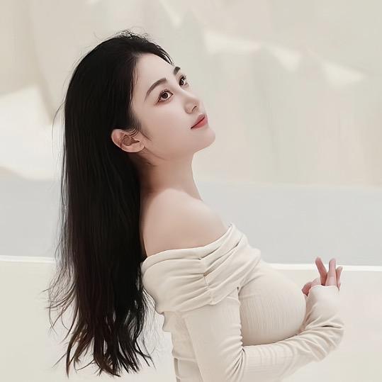 小桃兔兔.