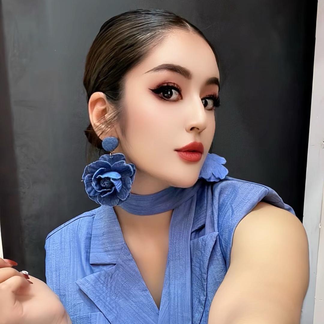 诗艳服装