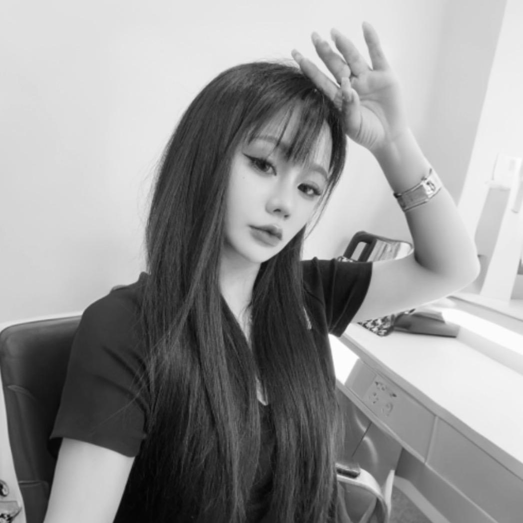 @是芊芊吖.