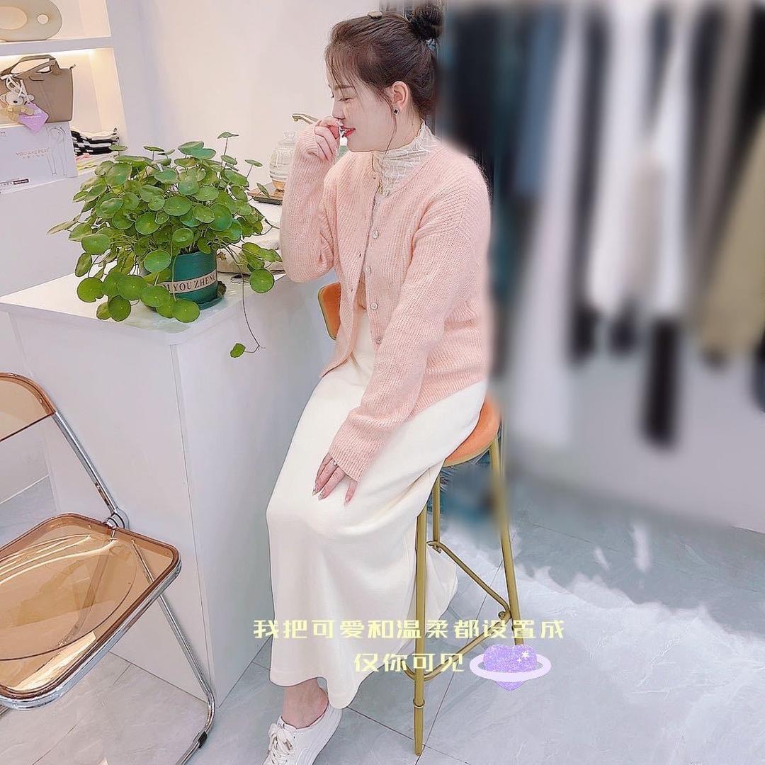 登封市早晚见女装店