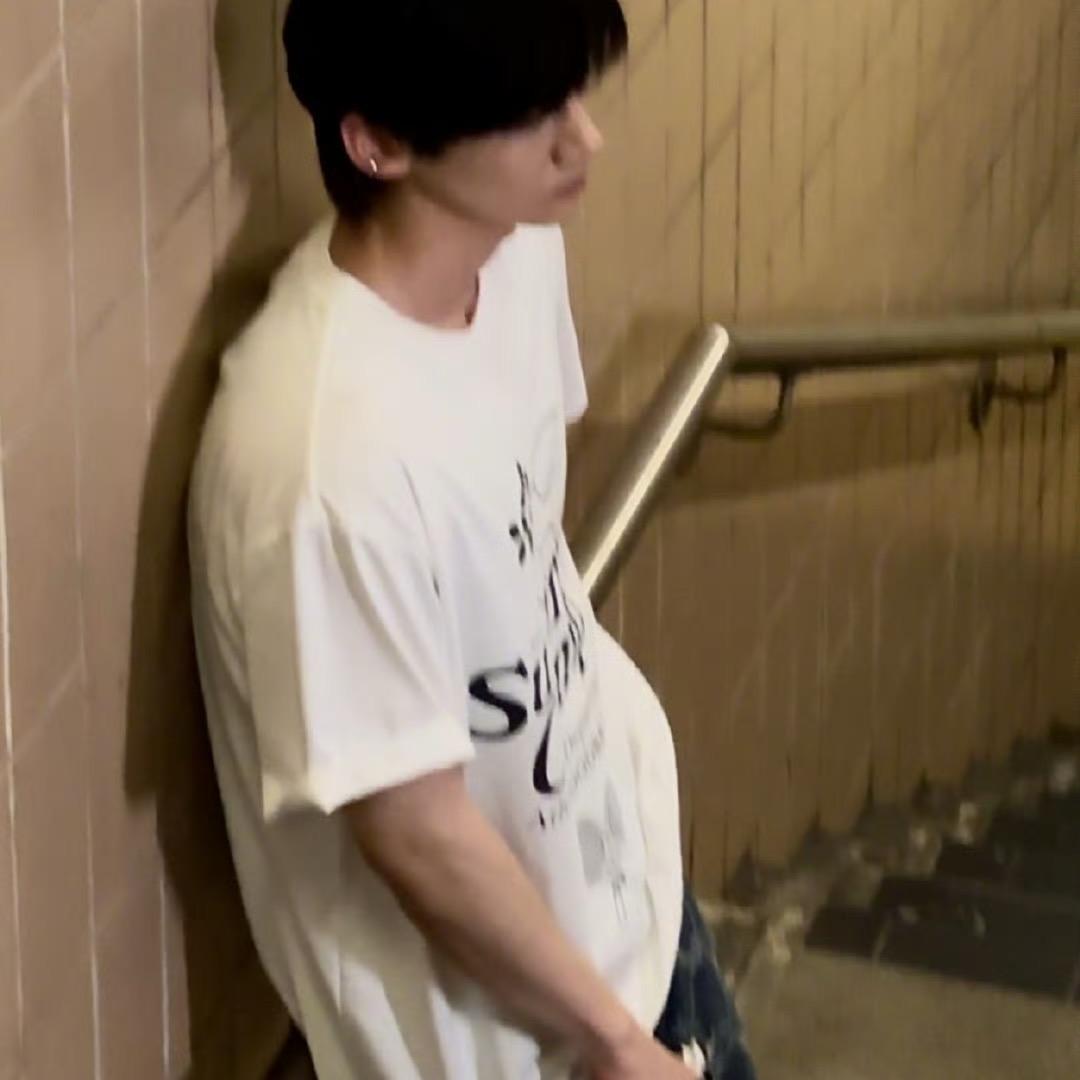 顶级艾斯其实是轮椅老头