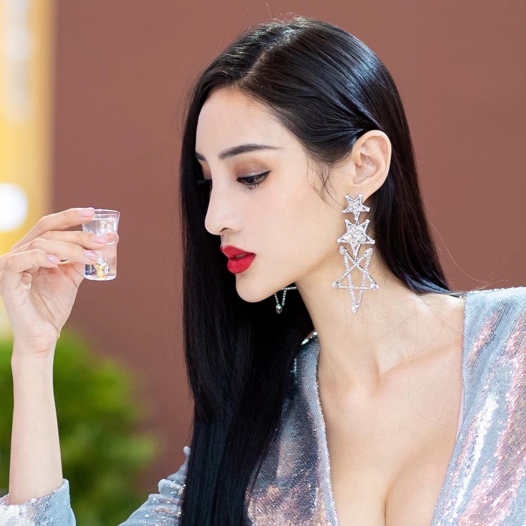 吴春怡唯一的小号