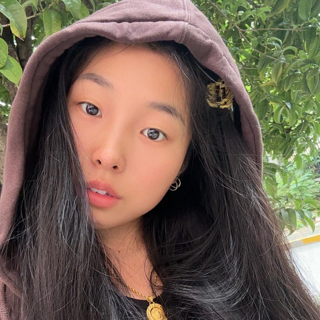 👑 娜娜Zhanᴗg.Linᰔᩚ