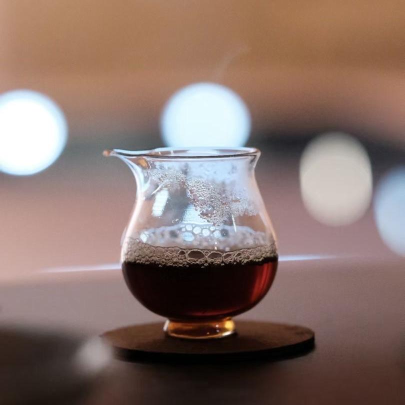 岩上茶丛茶叶店