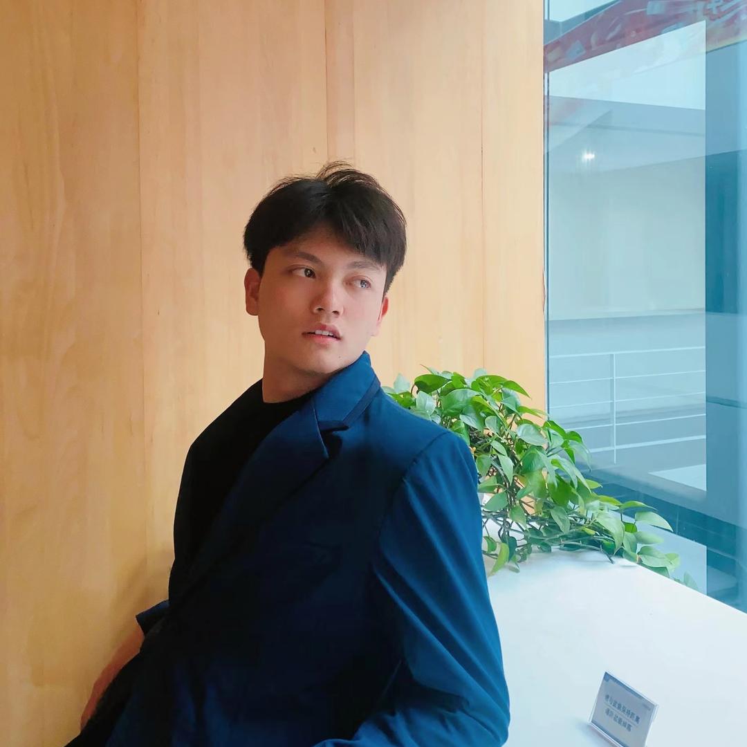 就叫C哥
