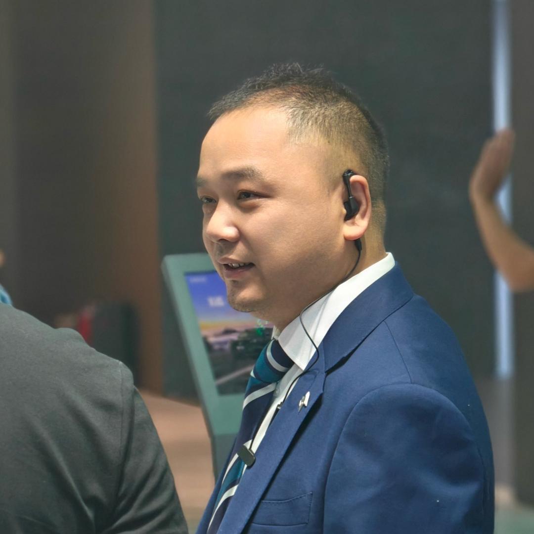 疯狂车圈温老师