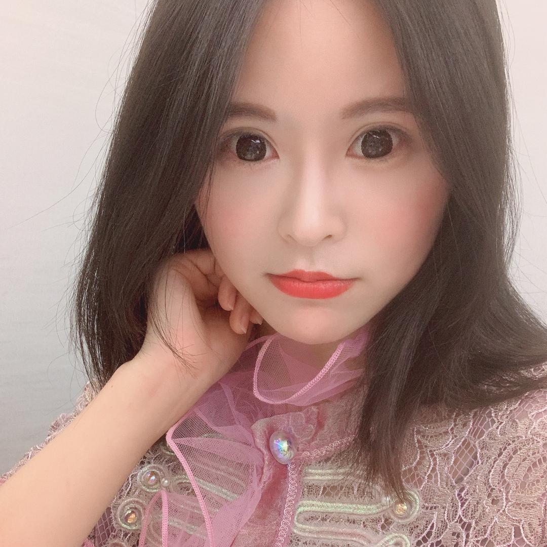 顔顔