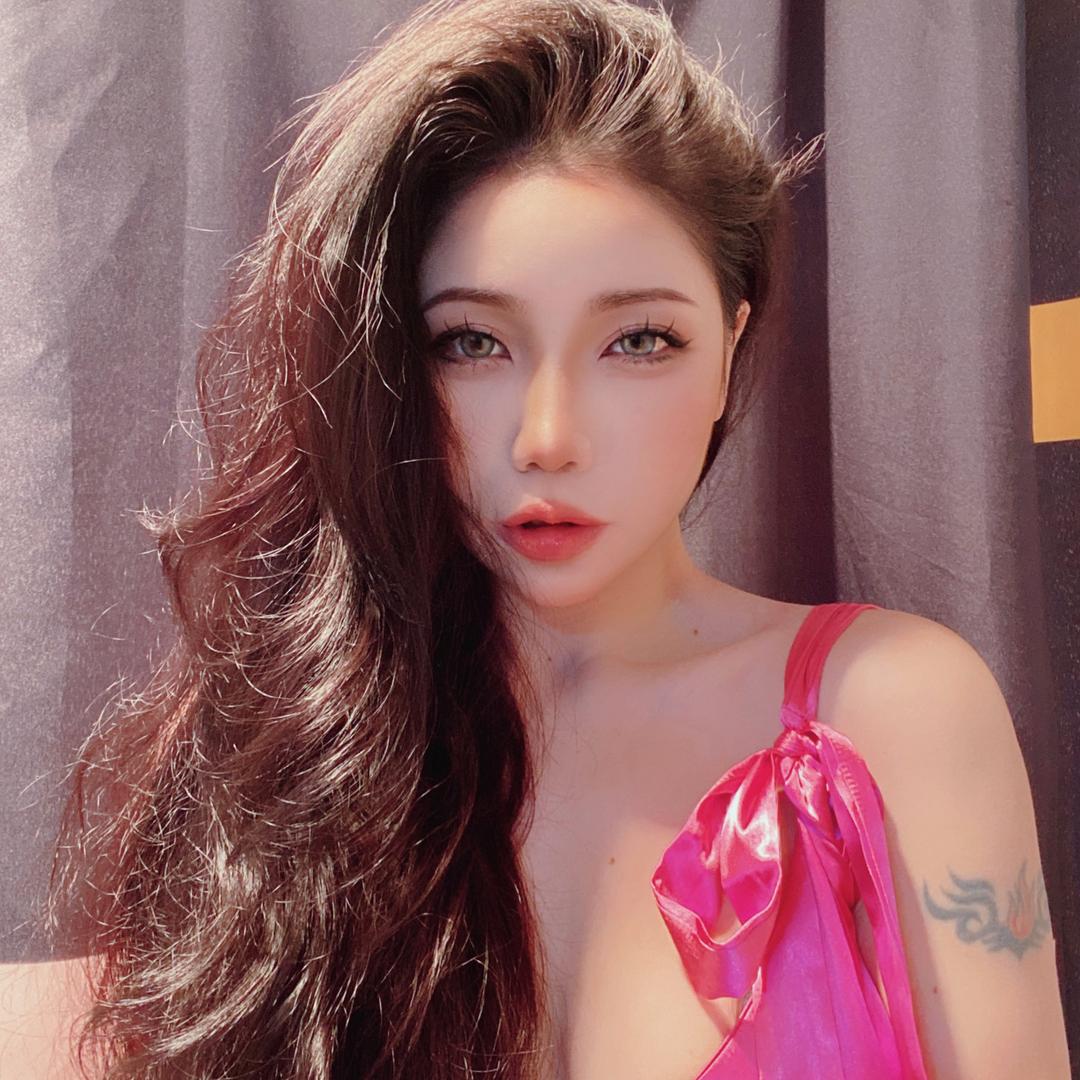 Naomi 𝐁𝐁