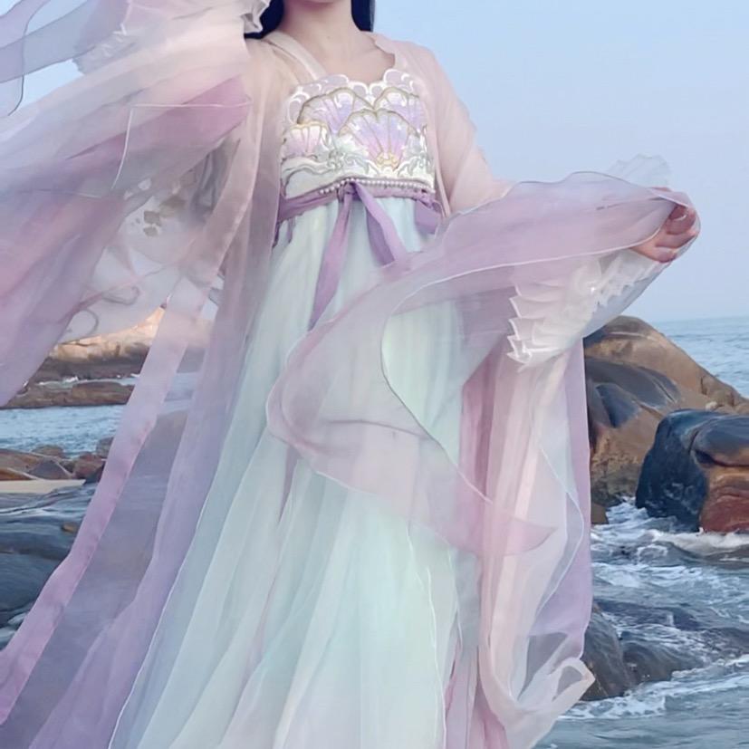 清清清月