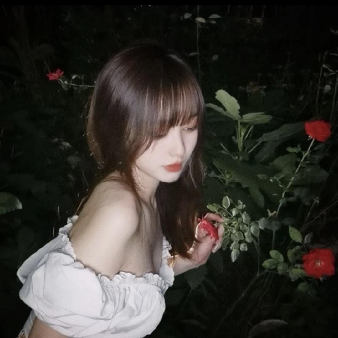 Lina W