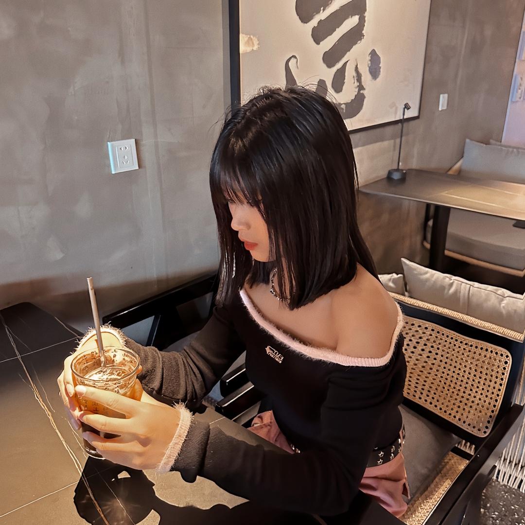 洛阳女发型师巧巧