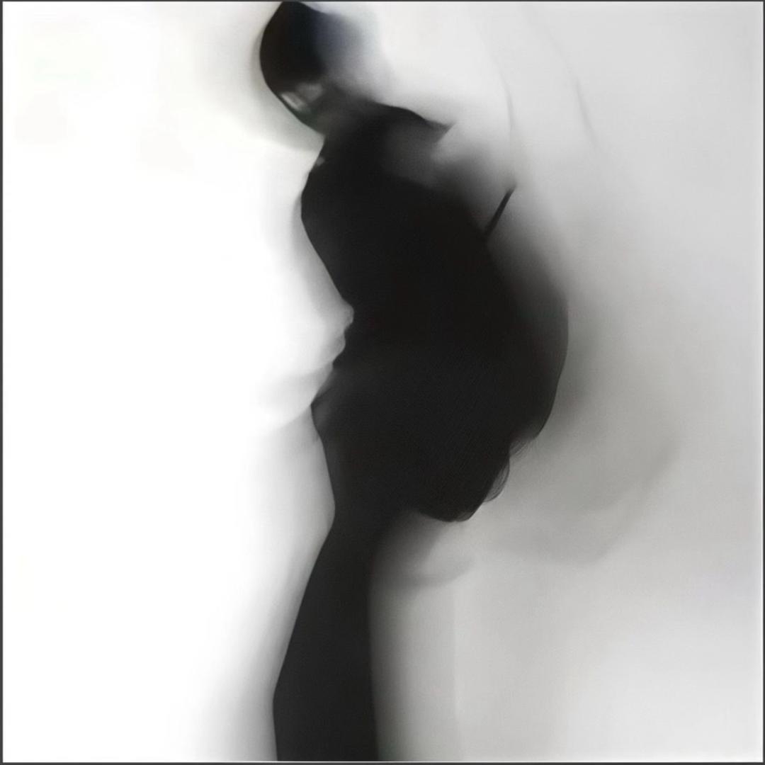 凱.