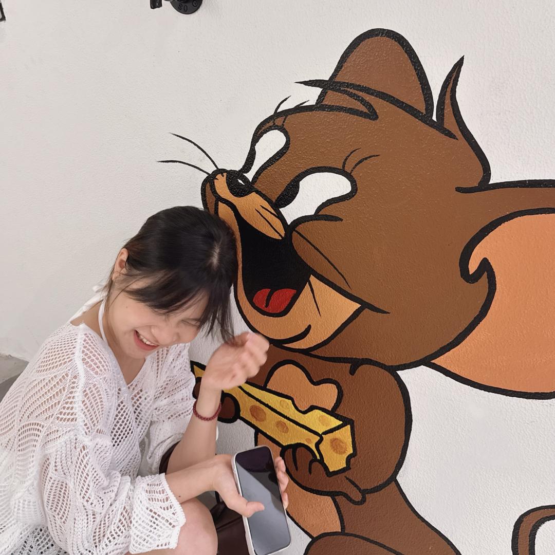 岁岁是只喵呜～