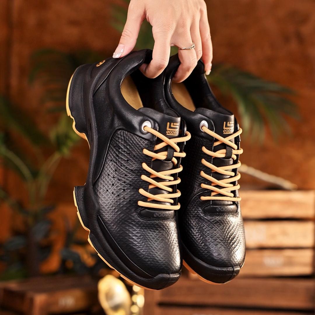 户外真皮工厂店