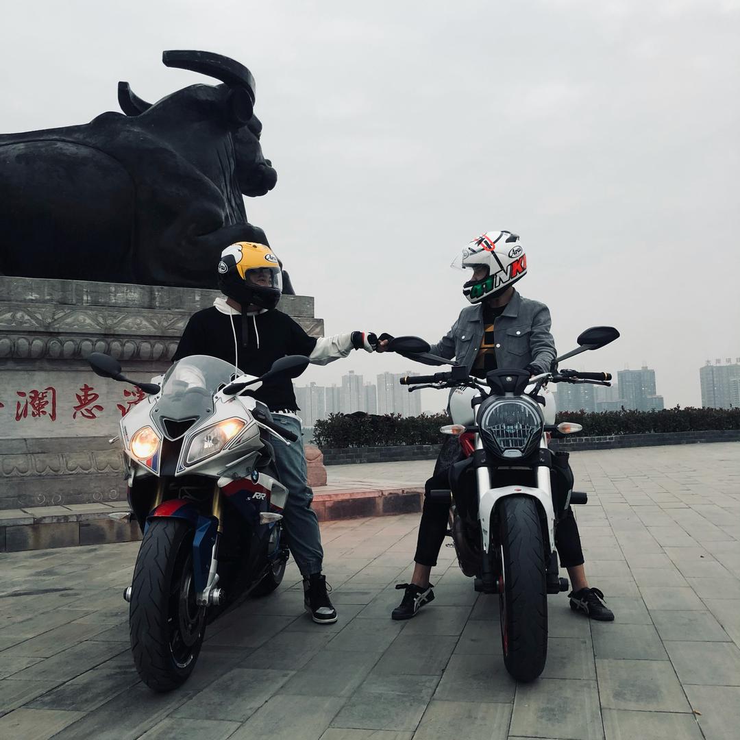 康康爱机车