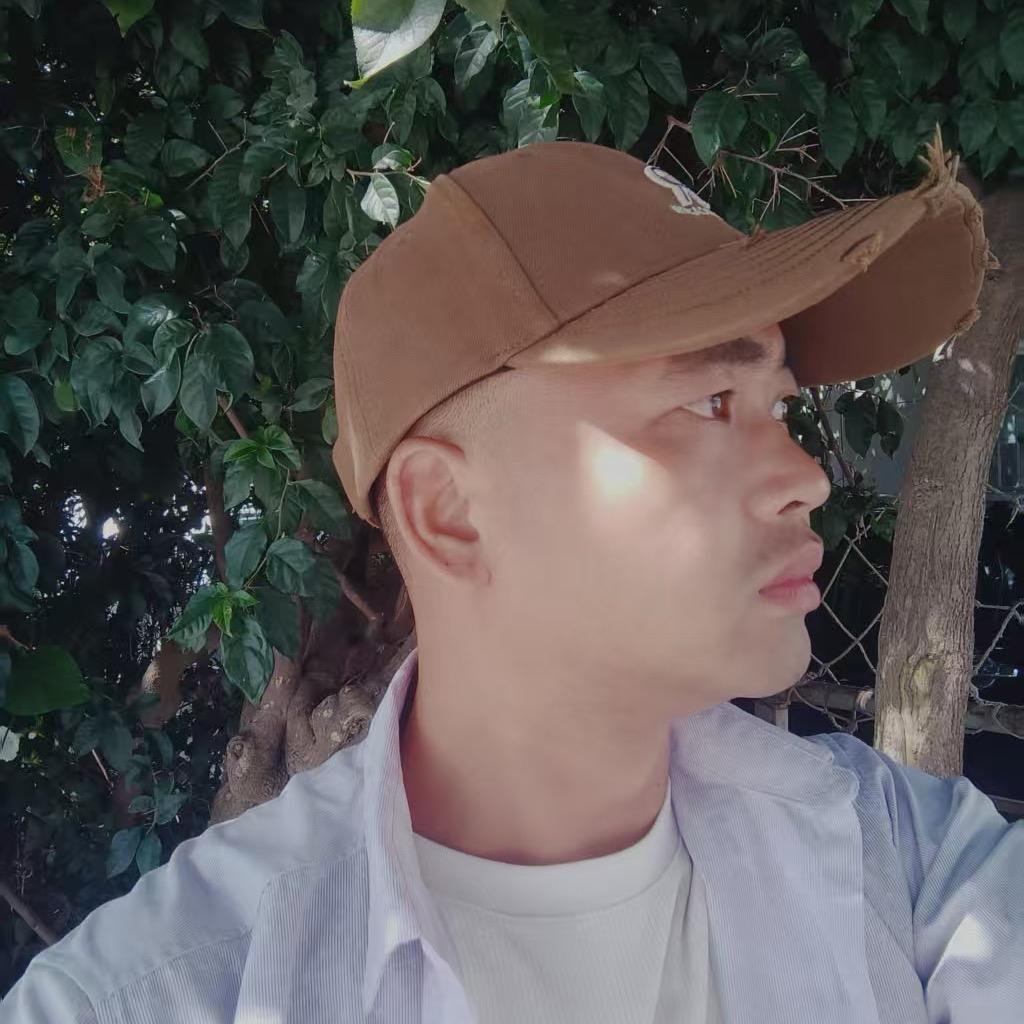 云南鸿锡钢铁批发，波少