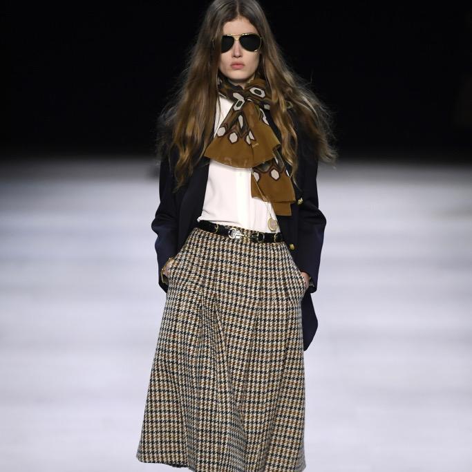 深圳晨炎服饰批发